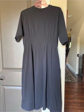 COS Black Short Sleeve Midi Dress